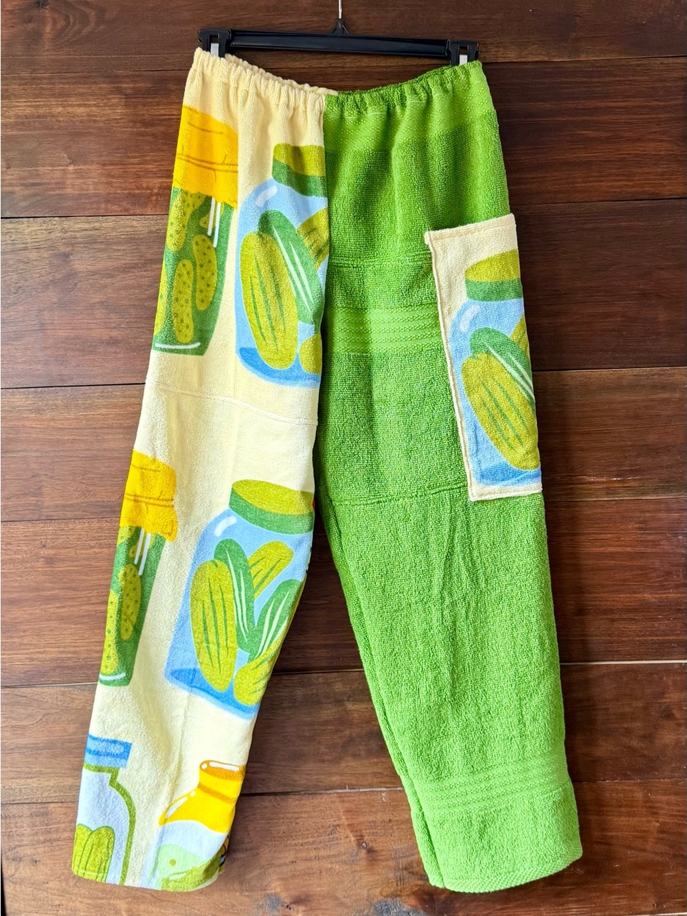Towel pants green pickles